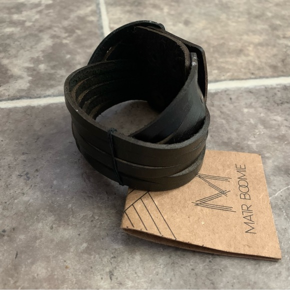 NWT MATR BOOMIE 2” Brown Leather Wrap Style Bracelet w/ Snaps - Picture 6 of 11